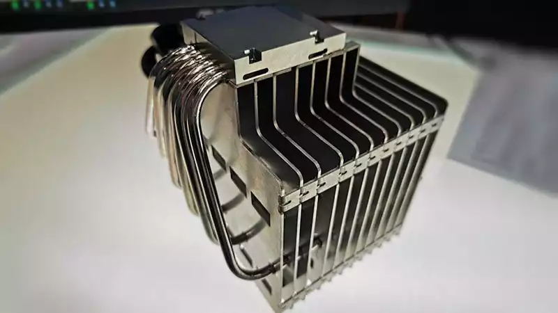 This fanless CPU cooler is an absolute unit and will be delayed until next year again