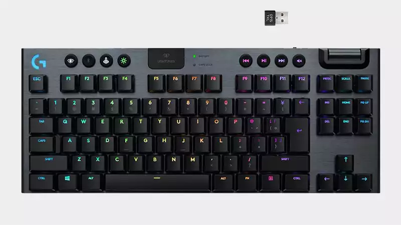 Logitech's best wireless gaming keyboard just got smaller and cheaper