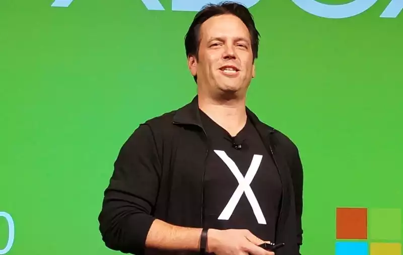 Phil Spencer says Microsoft is competing with Google and Amazon, not Sony