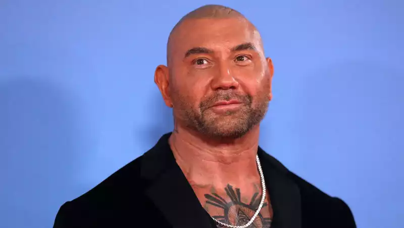 Dave Bautista Auditions for Live-Action "Gears" on Twitter: It Doesn't Get Any Easier!