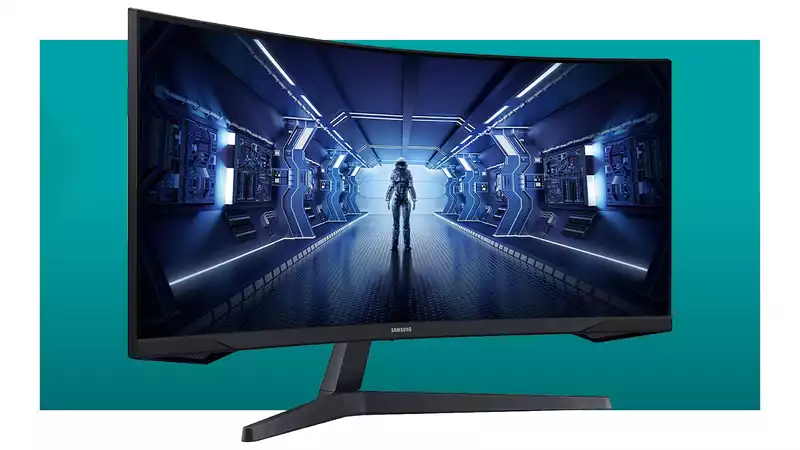 Samsung's excellent 34-inch ultra-wide-angle gaming monitor costs less than $400.