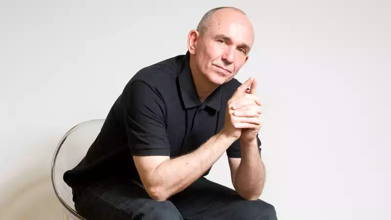 Peter Molyneux Promises Not to Hype His Next Movie, Returns Before Hyping the Game