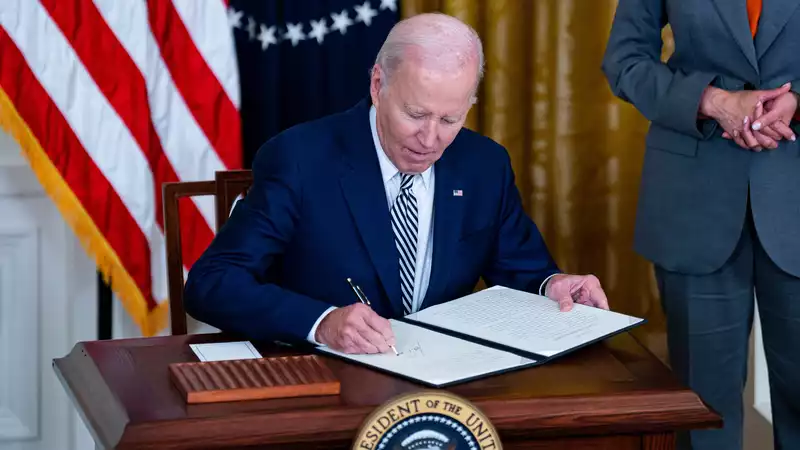 U.S. President Joe Biden signs Executive Order "Protecting Americans from the Potential Risks of AI Systems"