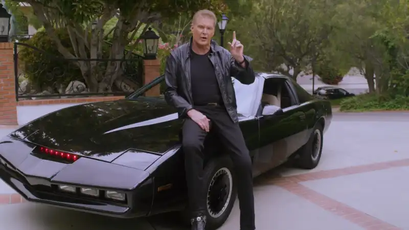 David Hasselhoff, dressed in an old leather jacket and KITT from "Knight Rider," calls on gamers to "grab a joystick" and fight global warming.